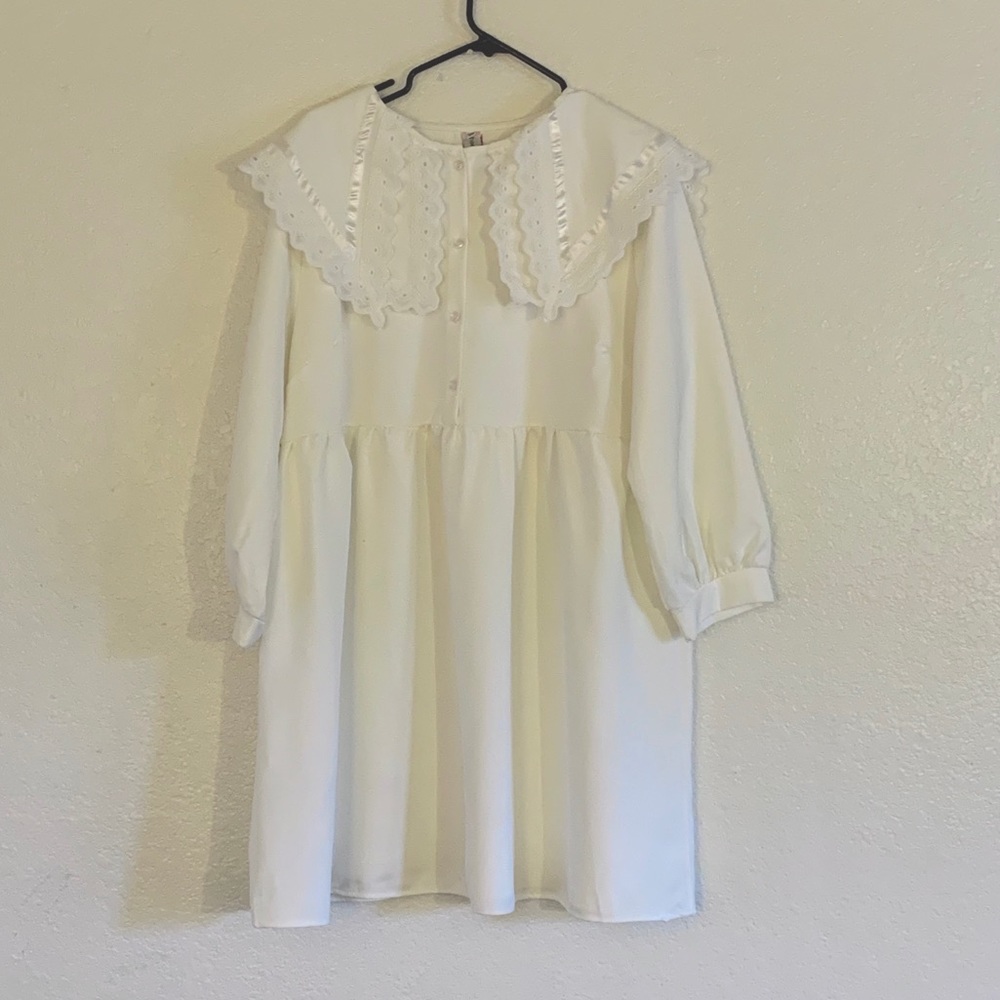 White hard candy dress.